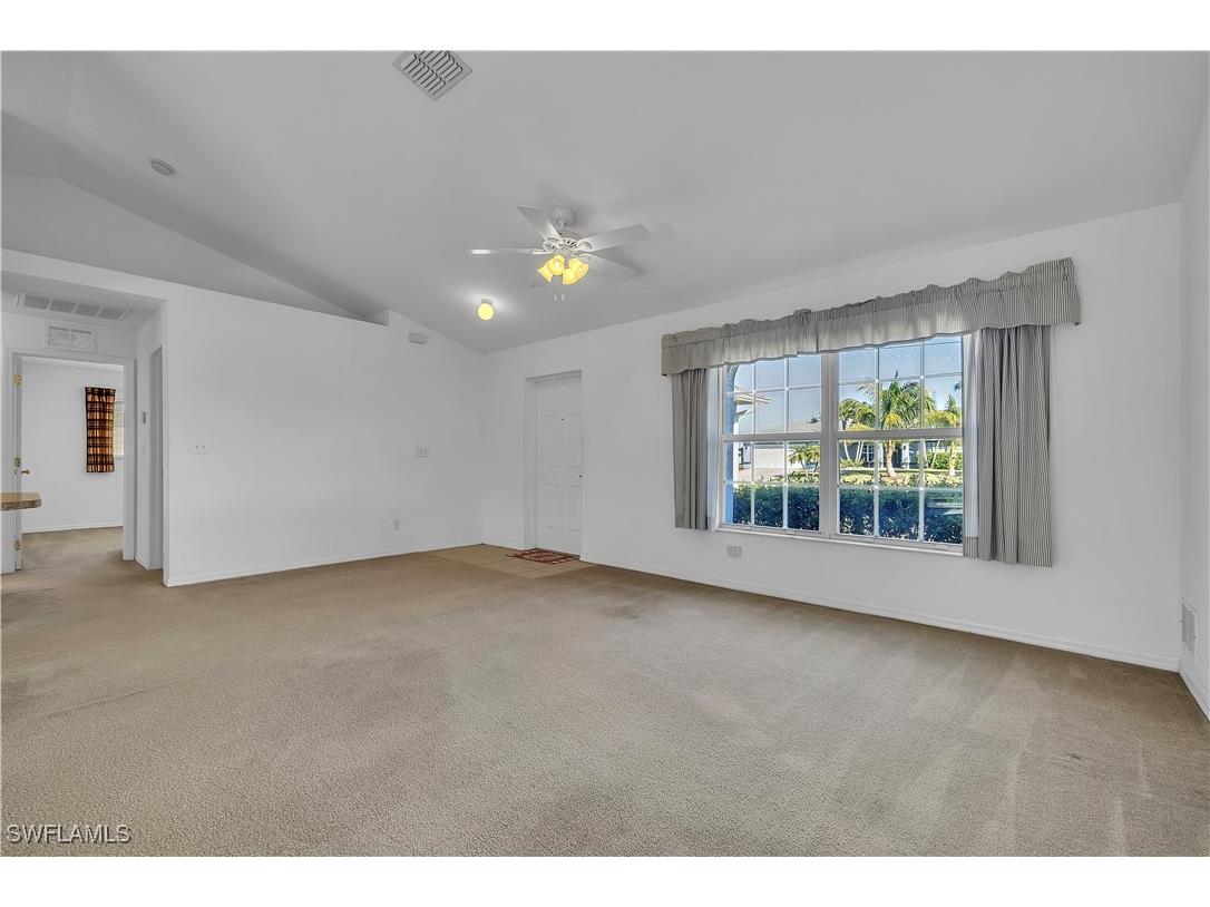 916 NE 4th Place Cape Coral FL 33909 226005851 image9