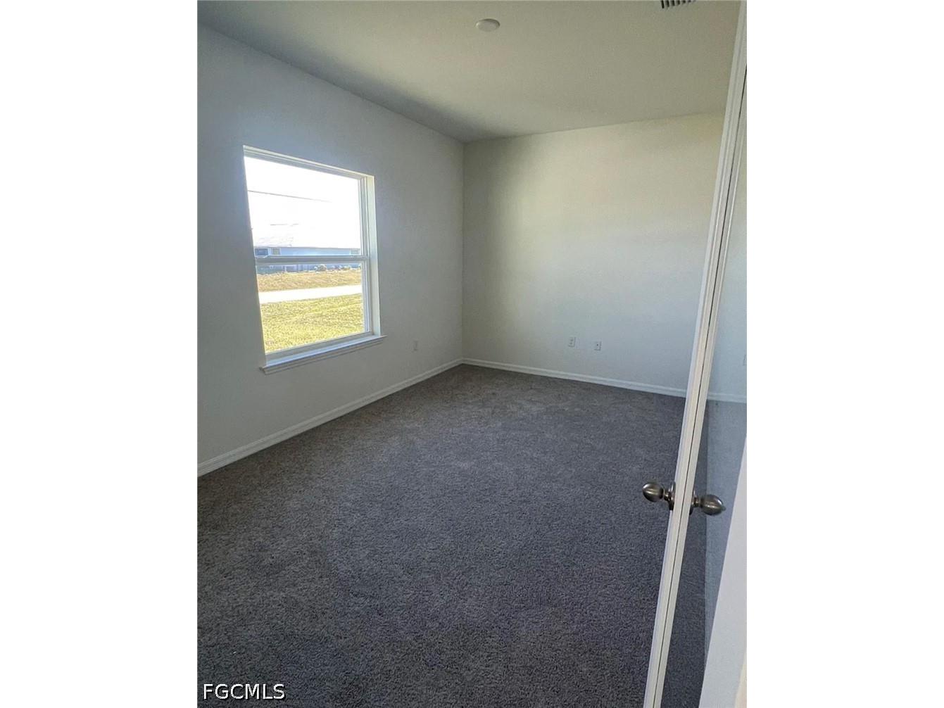 916 NW 3rd Avenue Cape Coral FL 33993 2026019739 image5