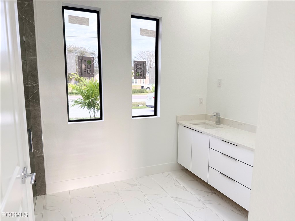 916 Nicholas Parkway W Cape Coral FL 33991 2026000345 image19