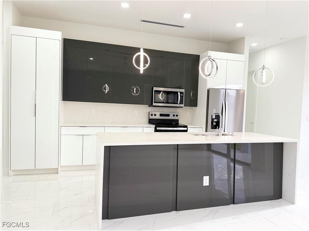 916 Nicholas Parkway W Cape Coral FL 33991 2026000345 image5