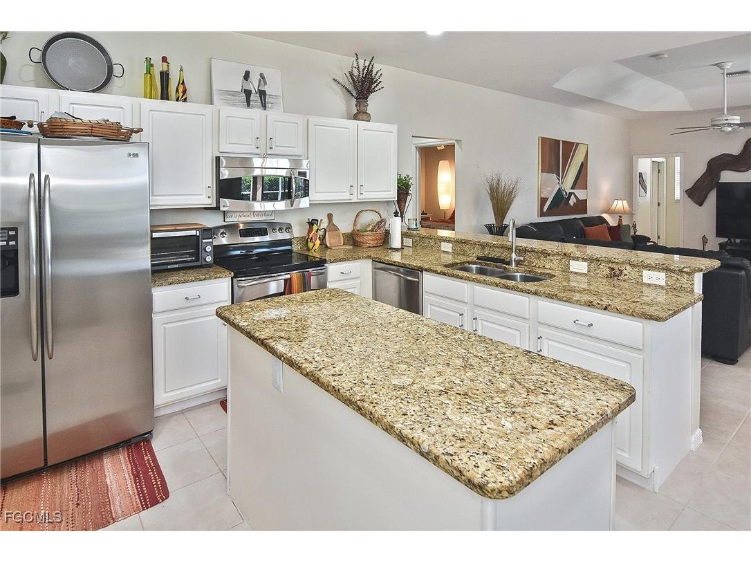 9160 Kings Cove Court Fort Myers FL 33967 2025012732 image16