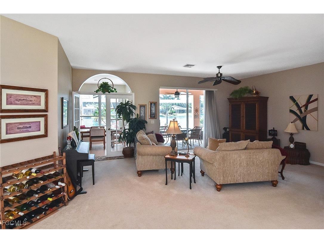 9160 Kings Cove Court Fort Myers FL 33967 2025012732 image4