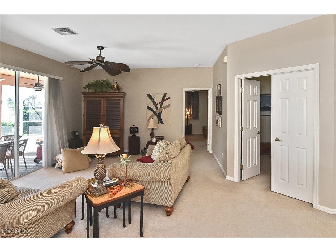 9160 Kings Cove Court Fort Myers FL 33967 2025012732 image5