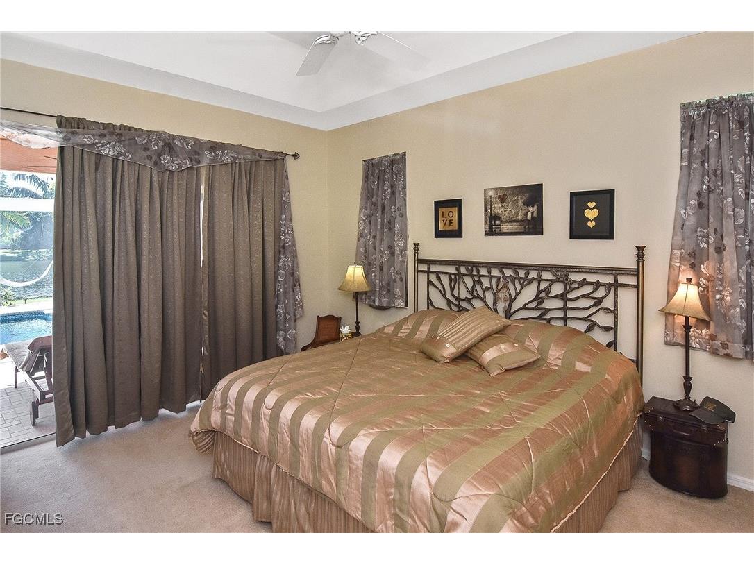 9160 Kings Cove Court Fort Myers FL 33967 2025012732 image8