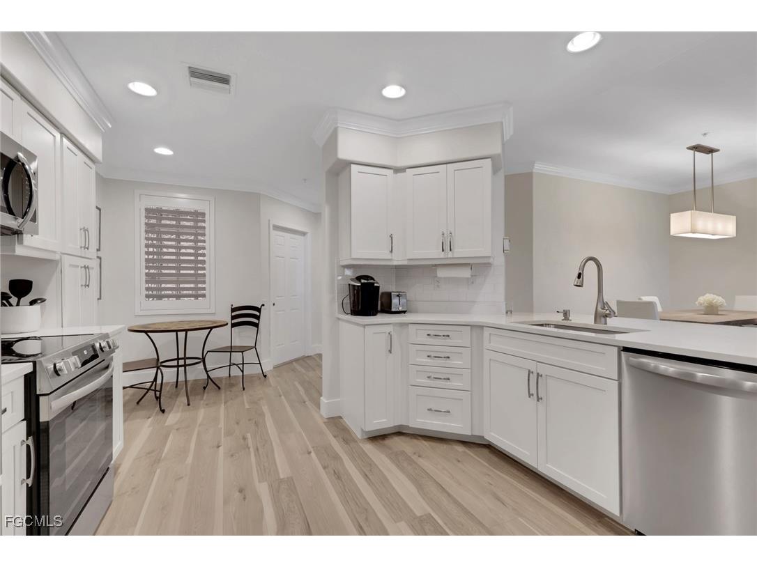 9160 Southmont Cove #102 Fort Myers FL 33908 2025018276 image7