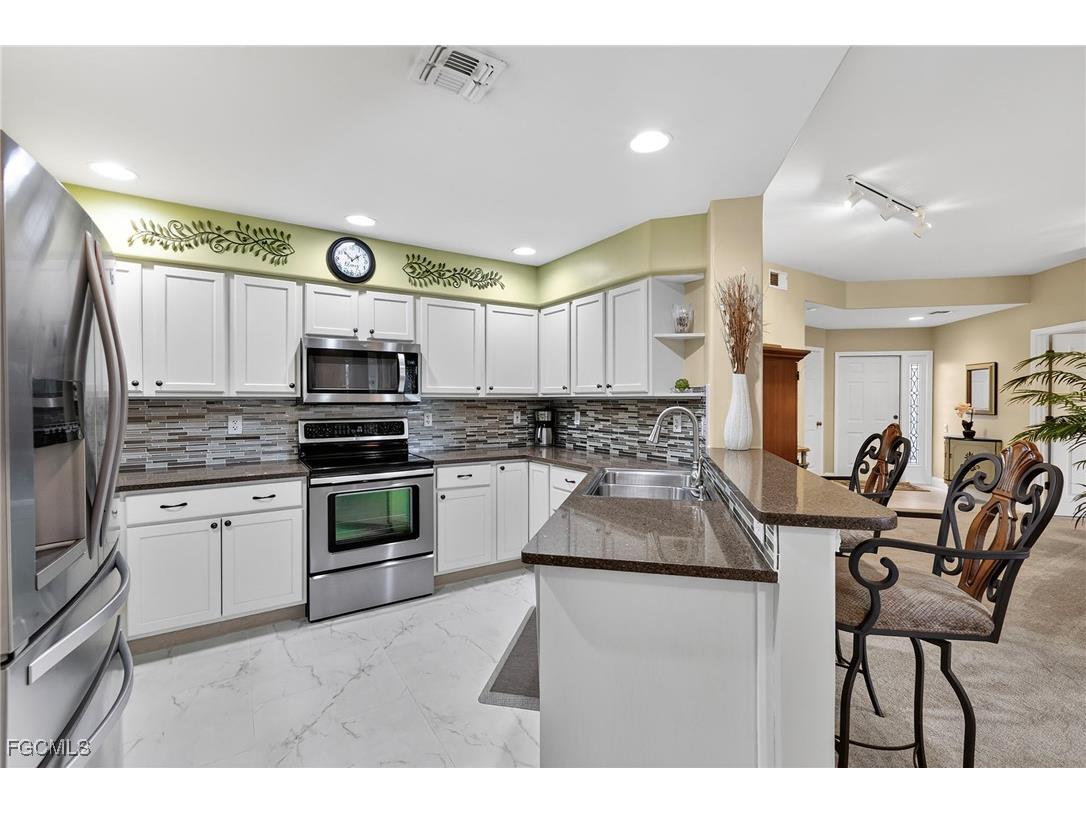 9161 Bayberry Bend #102 Fort Myers FL 33908 2026000477 image1