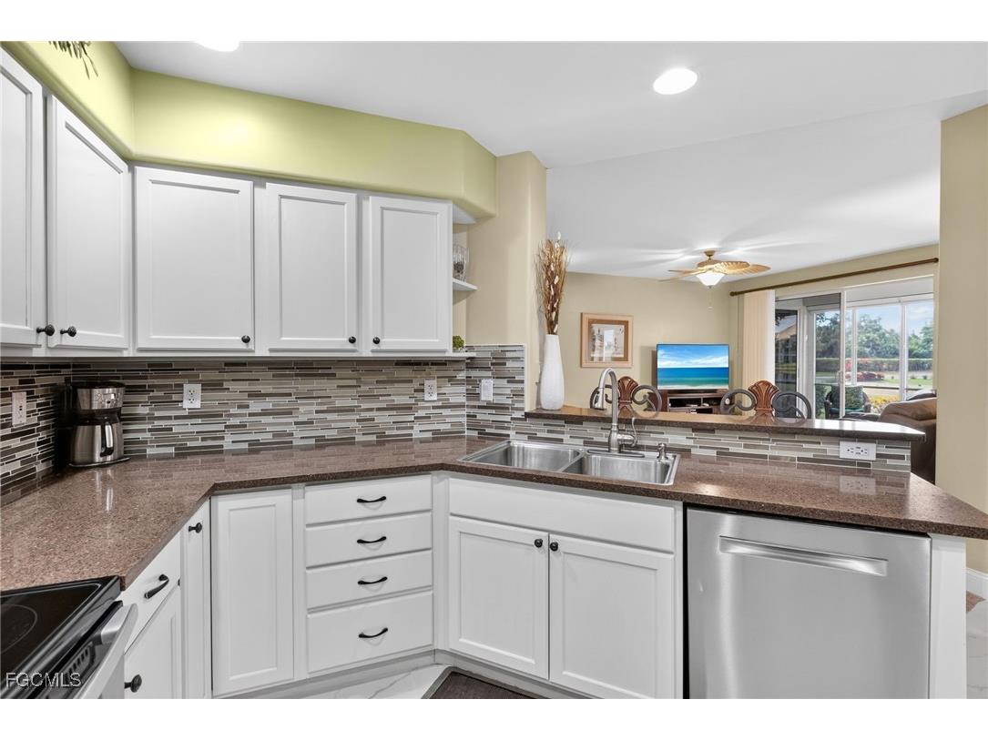 9161 Bayberry Bend #102 Fort Myers FL 33908 2026000477 image25