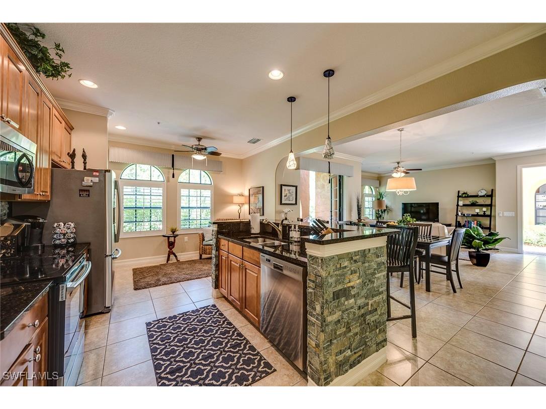 9161 Chula Vista Street #135-2 Naples FL 34113 225074083 image10