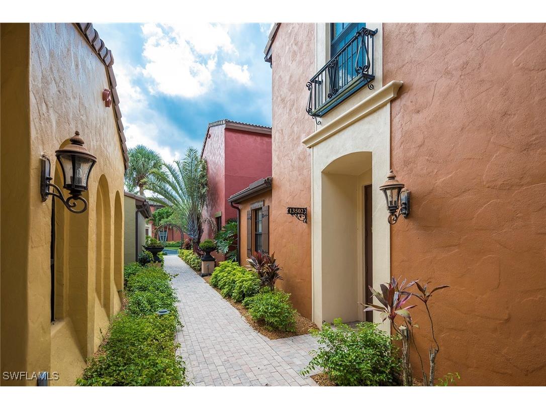 9161 Chula Vista Street #135-2 Naples FL 34113 225074083 image3