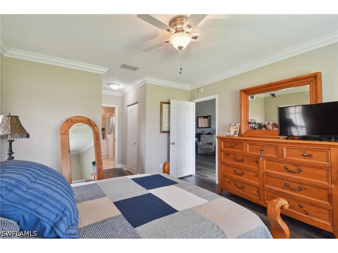 9165 Michael Circle #1002 Naples FL 34113 226023121 image26