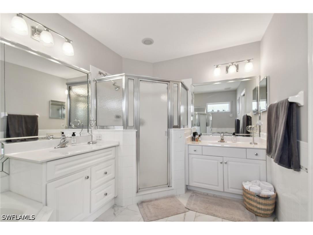 9165 Michael Circle #1002 Naples FL 34113 226023121 image30