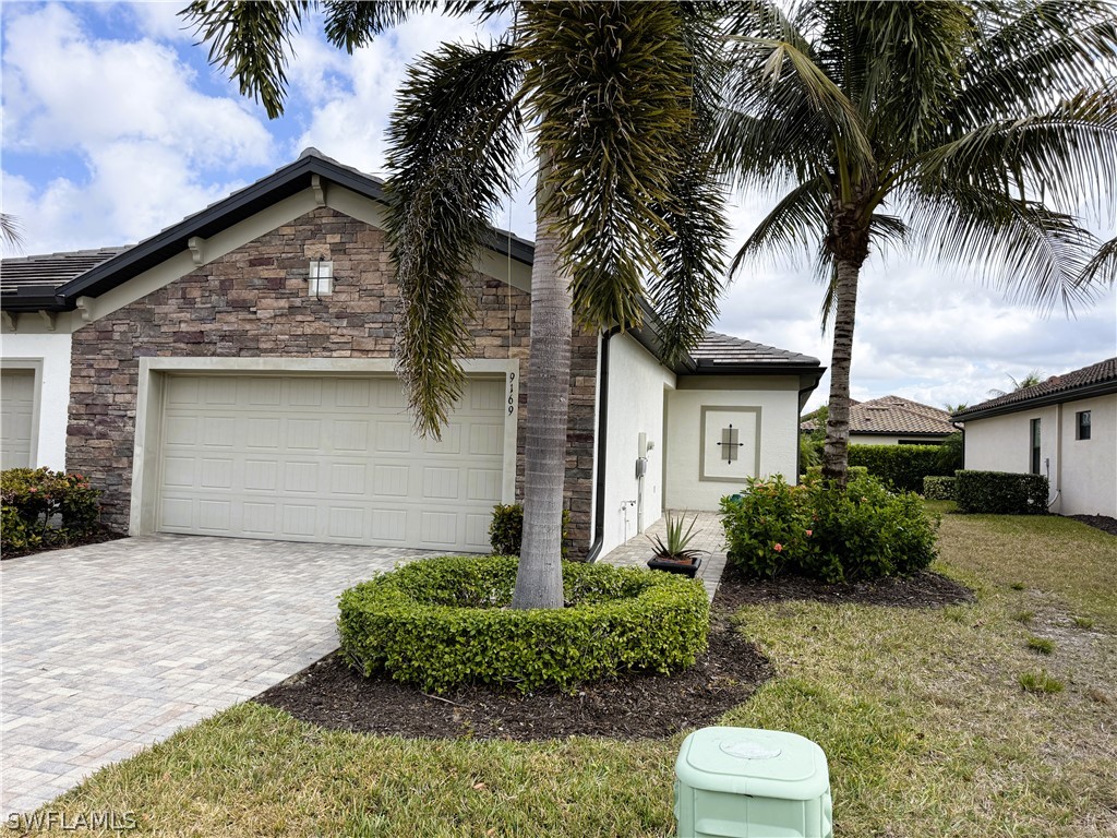 9169 Glenforest Drive Naples FL 34120 226007086 image2