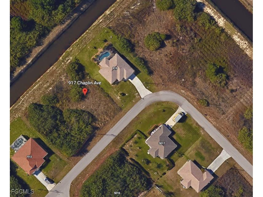 917 Chaplin Avenue Lehigh Acres FL 33971 2025017201 image1