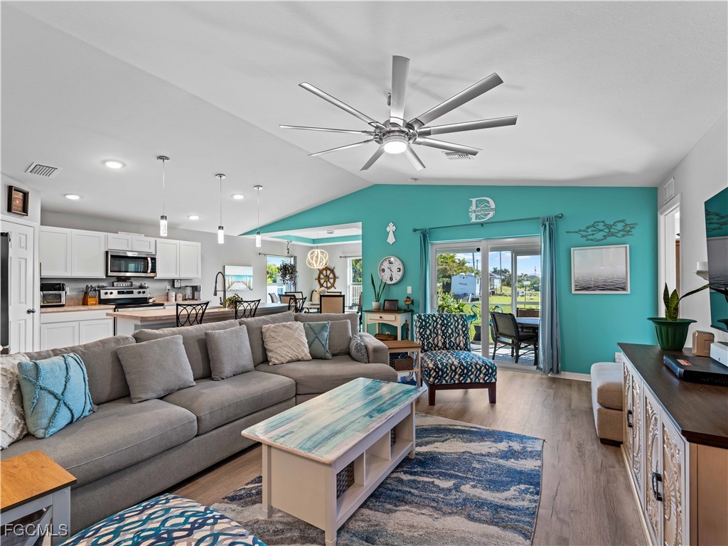 917 NW 13th Avenue Cape Coral FL 33993 2026004720 image5
