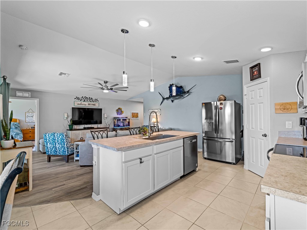 917 NW 13th Avenue Cape Coral FL 33993 2026004720 image9