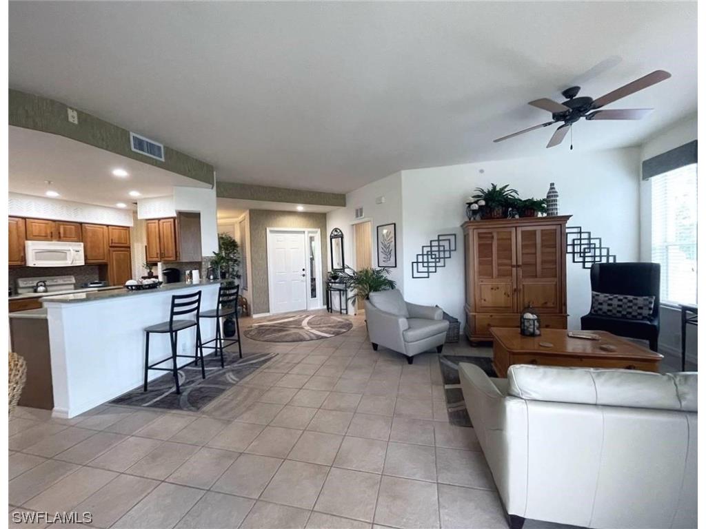 9170 Southmont Cove #201 Fort Myers FL 33908 223041321 image1