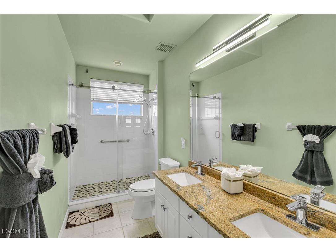9170 Southmont Cove #302 Fort Myers FL 33908 2025021478 image23