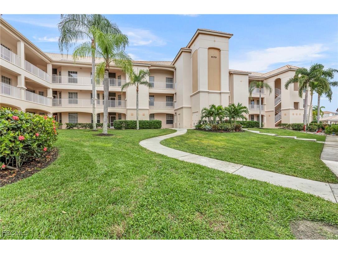 9170 Southmont Cove #302 Fort Myers FL 33908 2025021478 image24