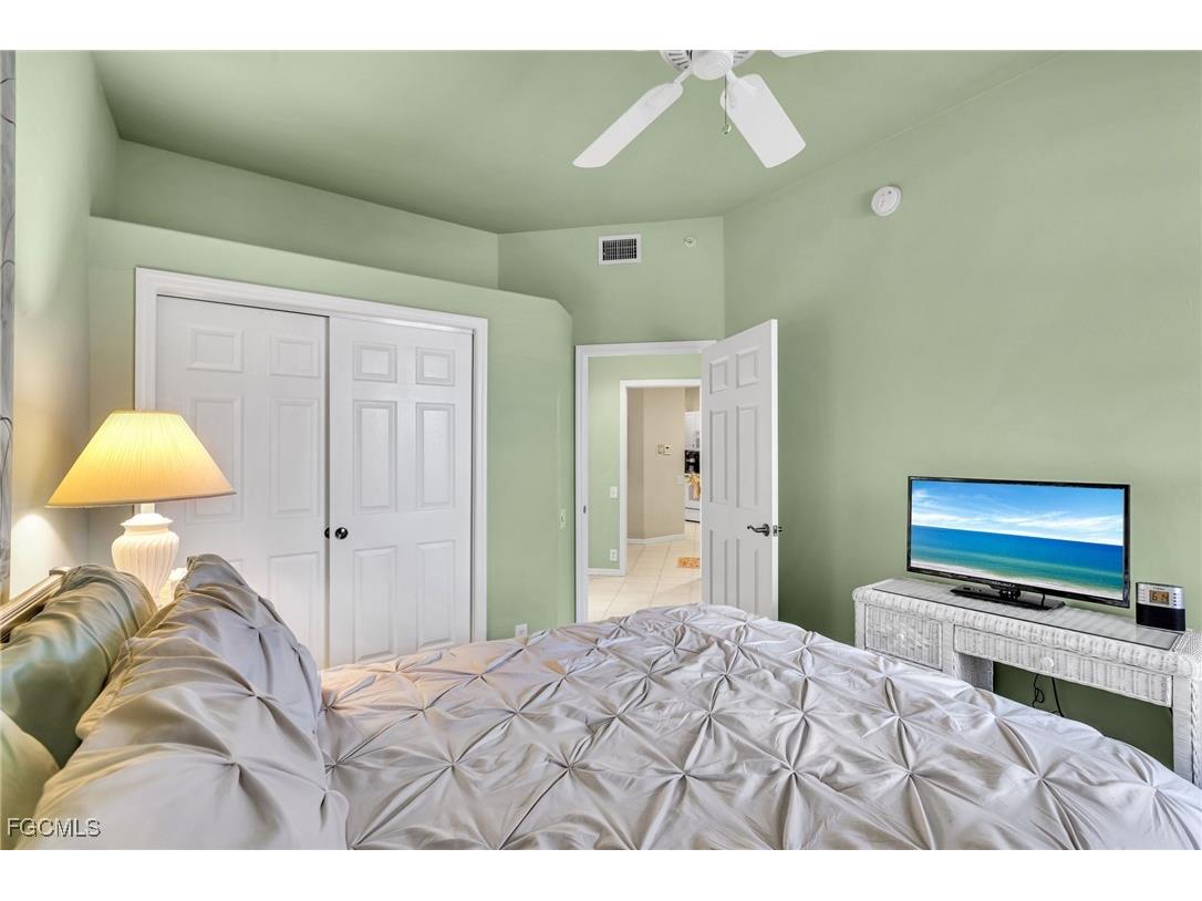 9170 Southmont Cove #302 Fort Myers FL 33908 2025021478 image9