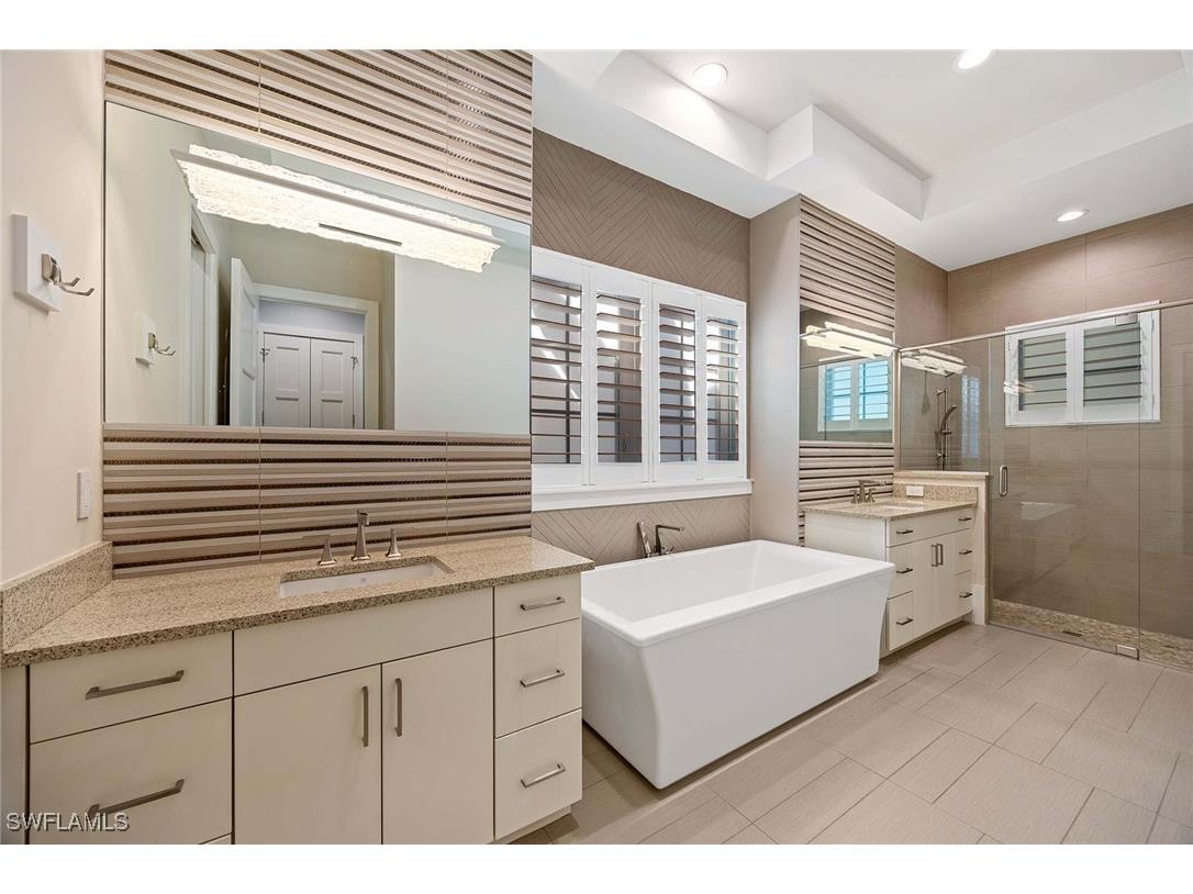 9171 Mercato Lane Naples FL 34108 225069695 image17