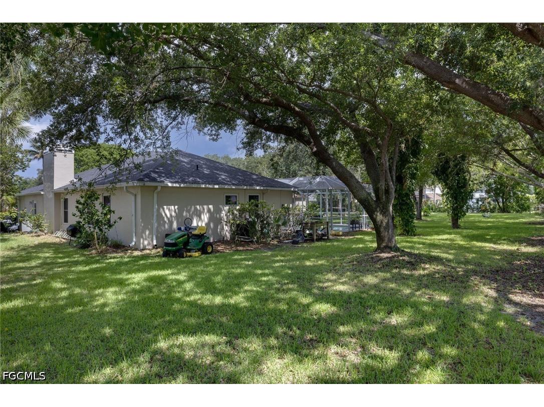 9171 Thyme Court Fort Myers FL 33919 2026027121 image2