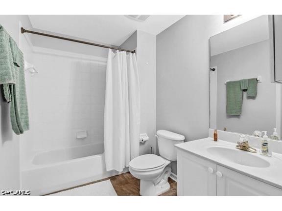 9175 Celeste Drive #202 Naples FL 34113 226015280 image6