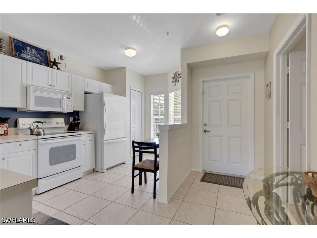 9175 Celeste Drive #303 Naples FL 34113 226015067 image2