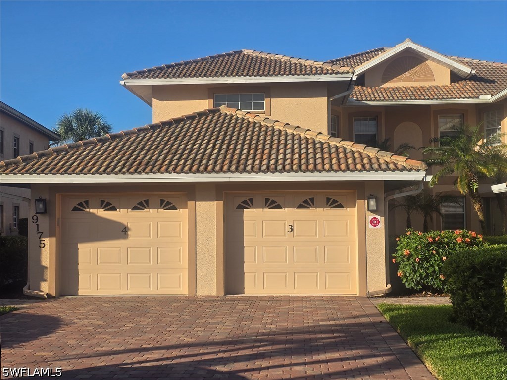 9175 Michael Circle #4 Naples FL 34113 226015383 image10