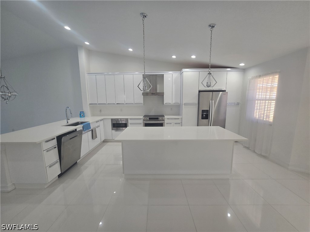 9175 Michael Circle #4 Naples FL 34113 226015383 image15