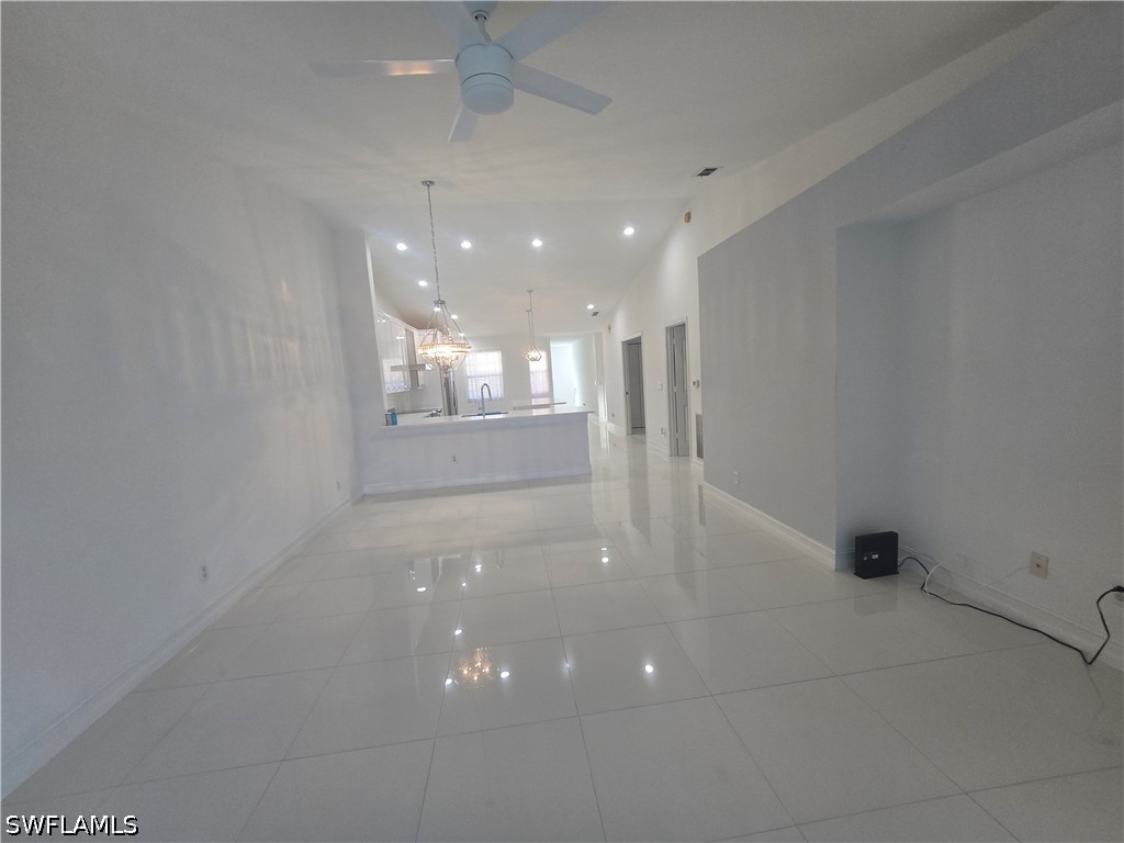 9175 Michael Circle #4 Naples FL 34113 226015383 image18
