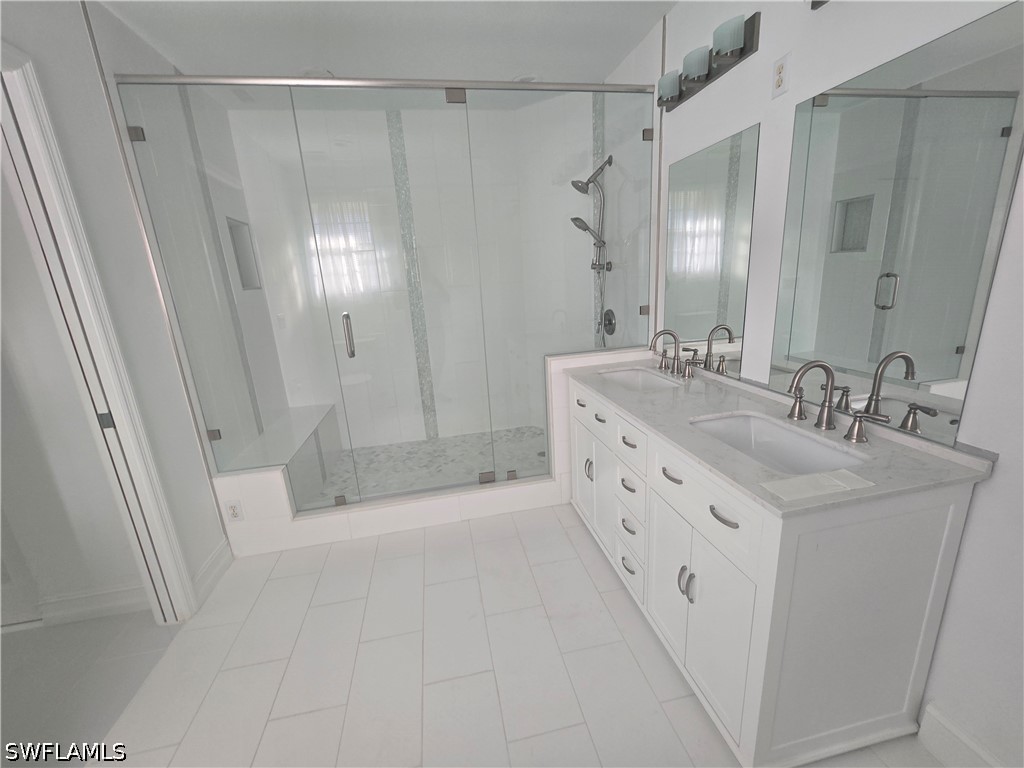 9175 Michael Circle #4 Naples FL 34113 226015383 image21