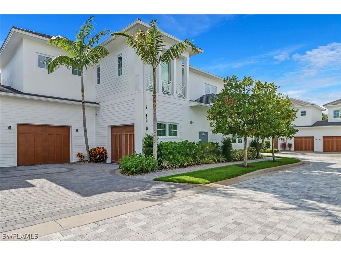 9176 Mercato Lane Naples FL 34108 222077687 image1