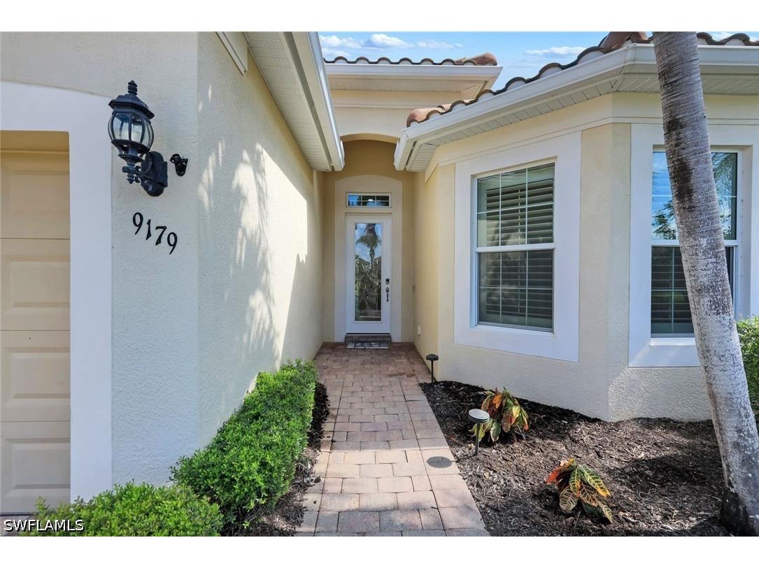 9179 Flint Court Naples FL 34120 226018359 image5