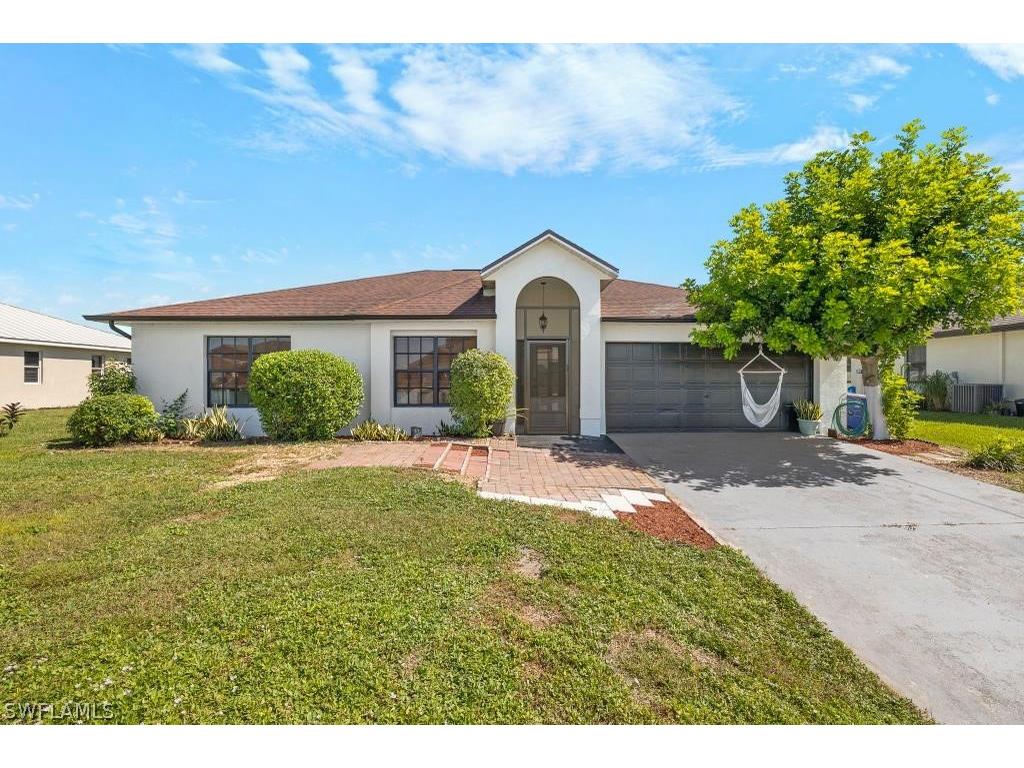 918 Acroft Avenue Lehigh Acres FL 33971 224036400 image1