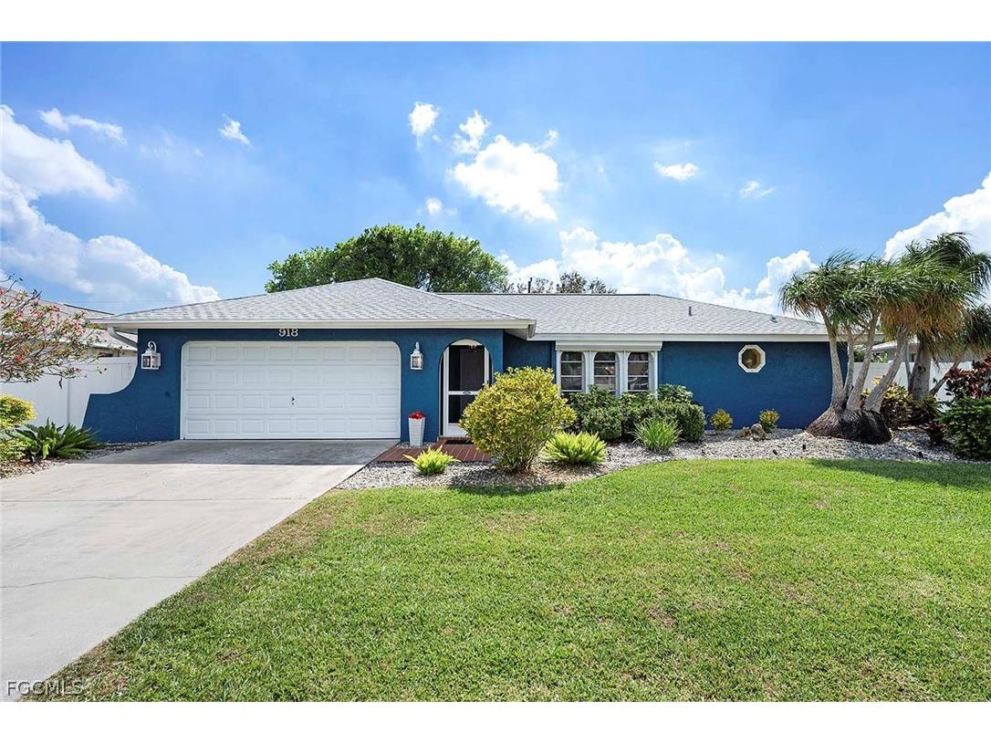 918 SE 28th Terrace Cape Coral FL 33904 2026011226 image1