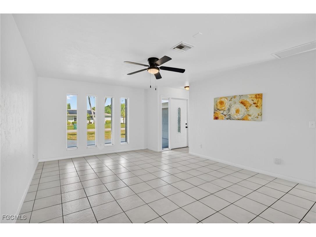 918 SE 35th Street Cape Coral FL 33904 2025025832 image3