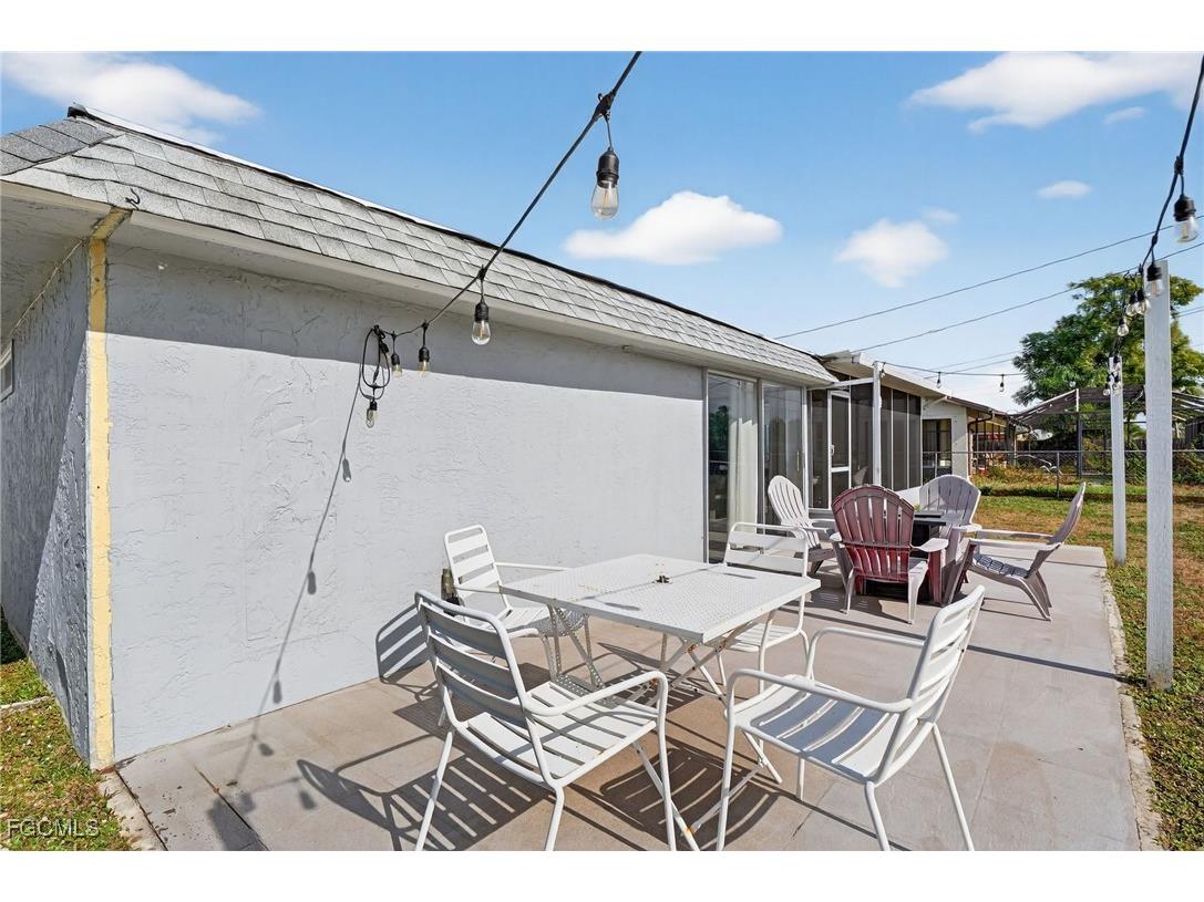 918 SE 35th Street Cape Coral FL 33904 2025025832 image34