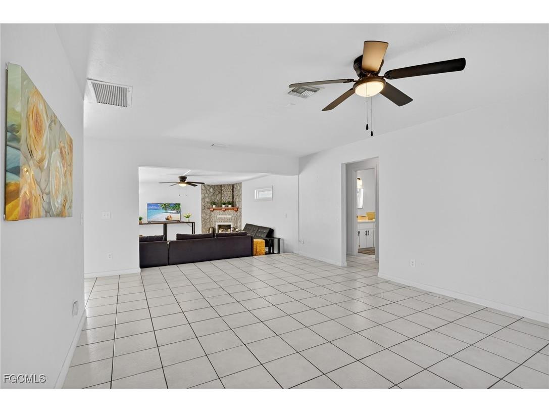 918 SE 35th Street Cape Coral FL 33904 2025025832 image5