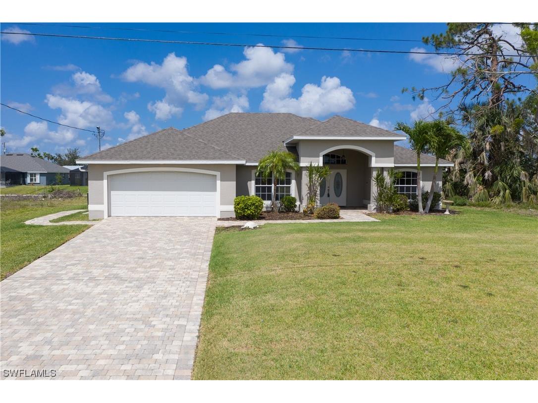 918 SW 8th Place Cape Coral FL 33991 222052956 image1