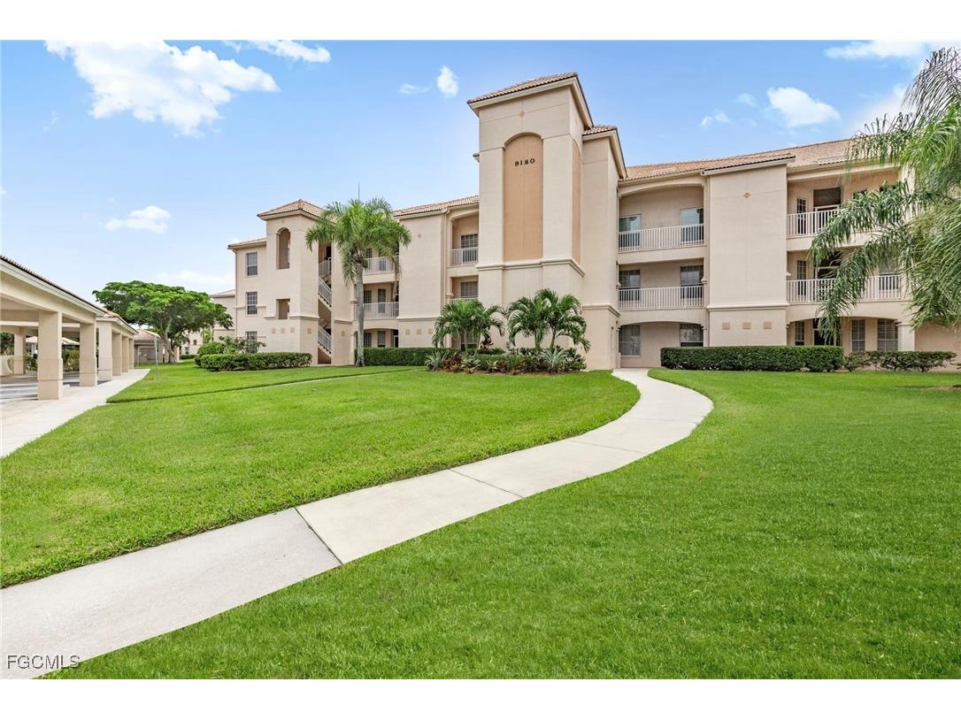 9180 Southmont Cove #310 Fort Myers FL 33908 2025011250 image1