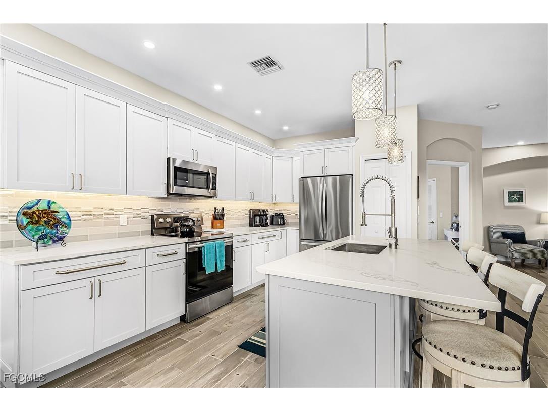 9180 Spanish Moss Way #912 Bonita Springs FL 34135 2026002586 image3