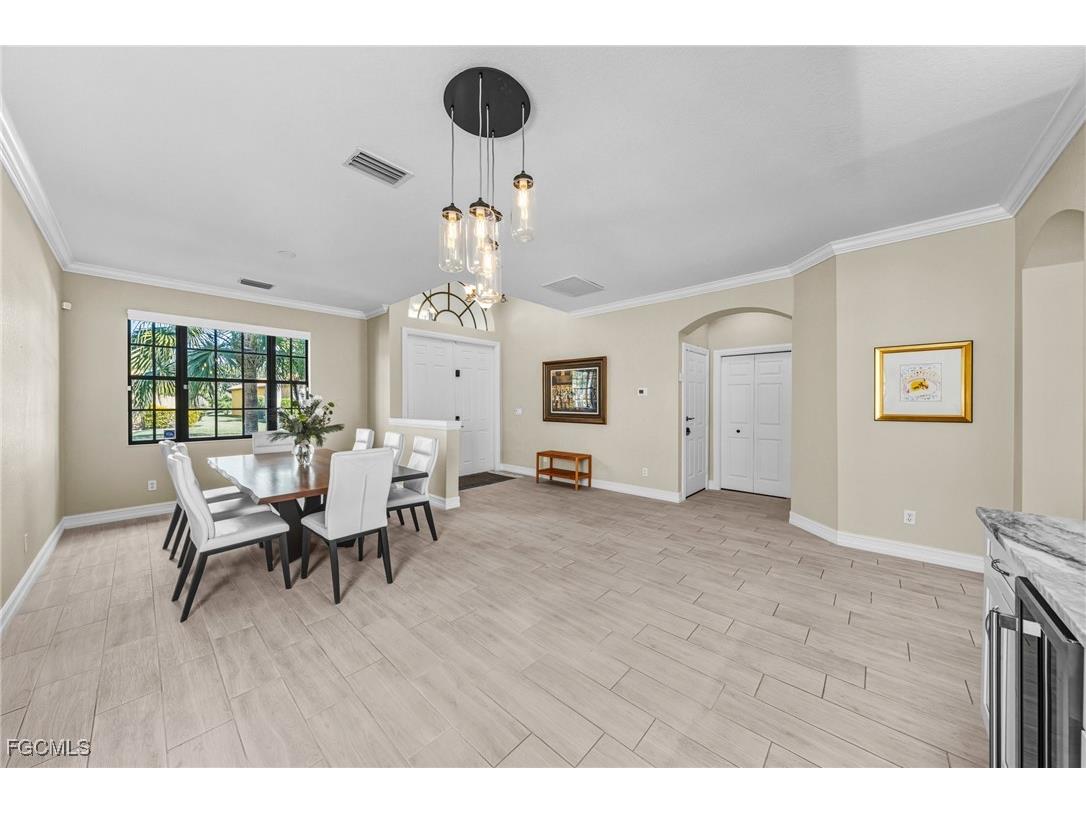 9182 River Otter Drive Fort Myers FL 33912 2025024508 image12