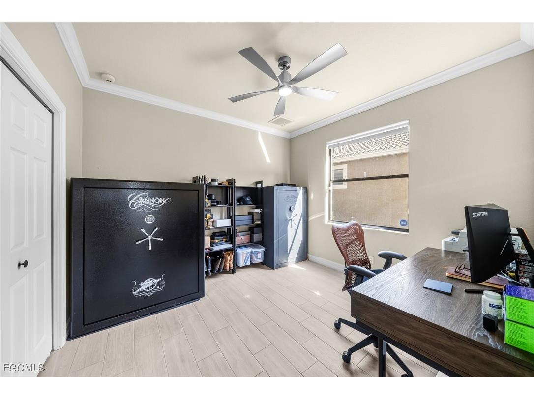 9182 River Otter Drive Fort Myers FL 33912 2025024508 image24