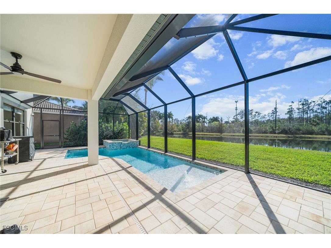 9182 River Otter Drive Fort Myers FL 33912 2025024508 image26