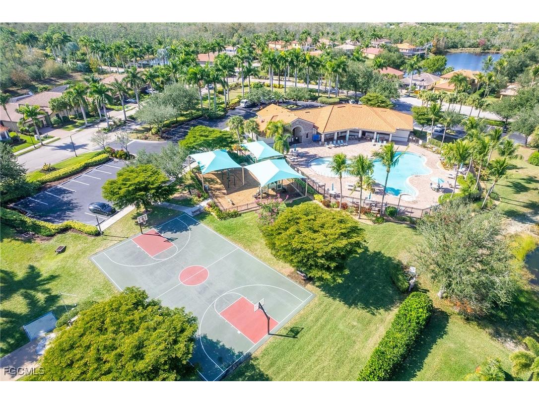 9182 River Otter Drive Fort Myers FL 33912 2025024508 image40