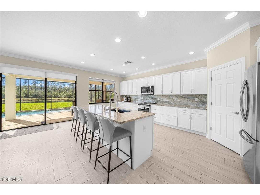 9182 River Otter Drive Fort Myers FL 33912 2025024508 image6
