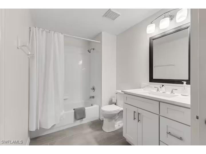 9185 Celeste Drive #204 Naples FL 34113 225073030 image12