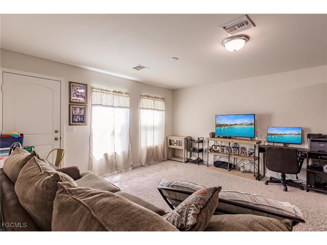 9189 Aegean Circle Lehigh Acres FL 33936 2025009453 image10