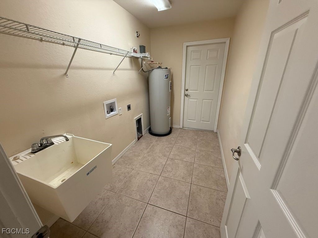 919 Berg Street E Lehigh Acres FL 33974 2025015044 image15