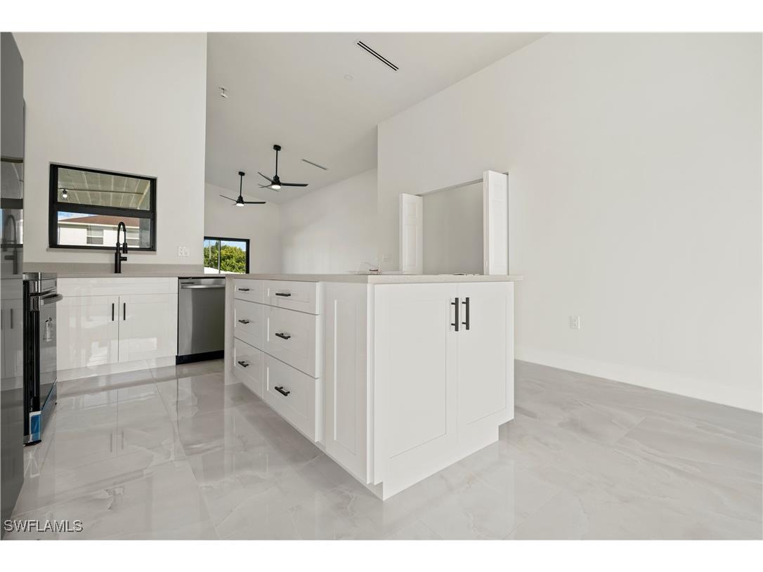 919 Columbus Boulevard S Lehigh Acres FL 33974 225073840 image8